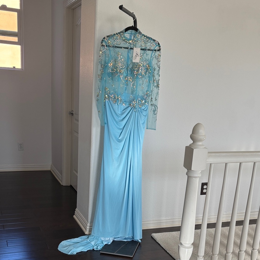 Putro’s Couture Long Sleeved Illusion Top Jeweled Gown Size 8 NWT